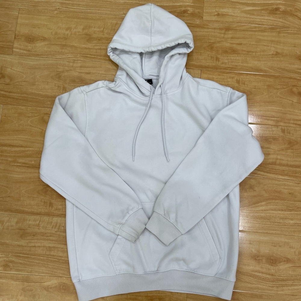 H&M white hoodie